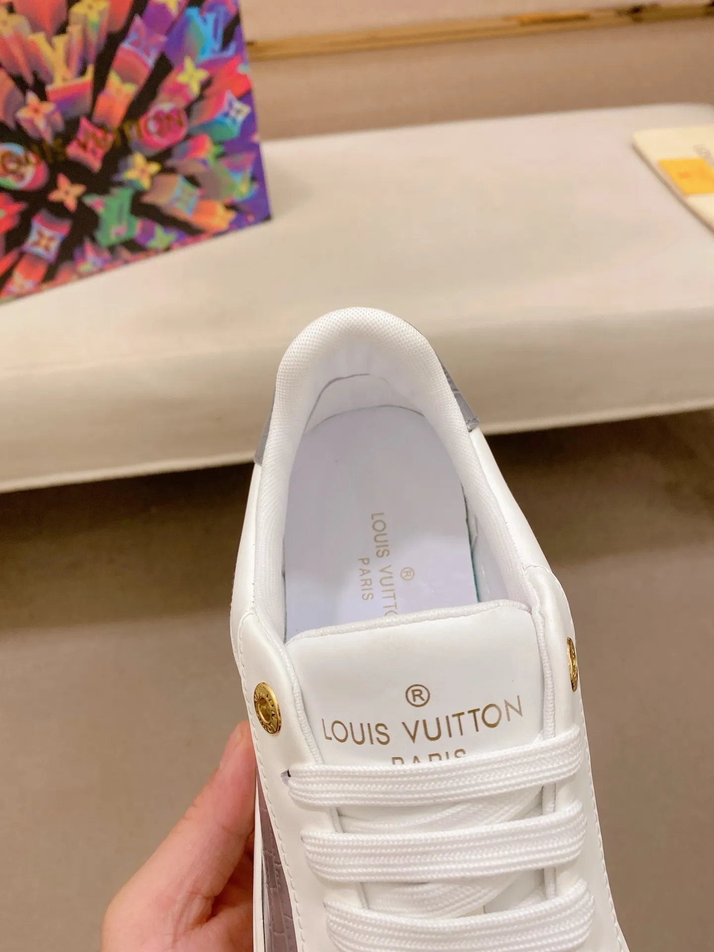 Men's shoes💰: 540💰(Niuli: full package) louis vuitton (Louis Vuitton/lv) top 🔍🔍 new models are on sale at the same time at the counter. The upper 🇮🇹 is imported from Italy, first-layer cowhide, and the lining is fully imported cowhide. 💪💪, completely 1⃣️ to 1 ⃣️Re-engraved🇮🇹💪💪, ⚠Sole: The original sole is specially provided by the original factory, the exclusive movable molded sole is super comfortable, ⚠The original factory follows the order, 🔍🔍high quality, you can enter and exit the counter at will, welcome to compare⚠. Code number:38-44